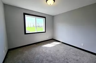 105 Kilkenny Ct, Green Isle, MN 55338 - Photo 13