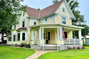 324 Monroe Ave, Ortonville, MN 56278 - Photo 1