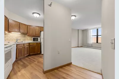 7600 Golden Valley Road #411, Golden Valley, MN 55427 - Photo 21