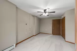 7600 Golden Valley Rd, Golden Valley, MN 55427 - Photo 27