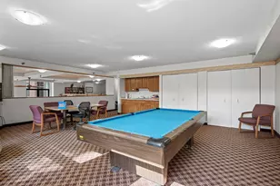 7600 Golden Valley Rd, Golden Valley, MN 55427 - Photo 11