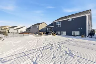 1647 Raymond Dr, Waconia, MN 55387 - Photo 5