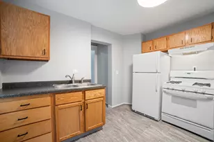 625 Woodland Ave, Duluth, MN 55812 - Photo 17