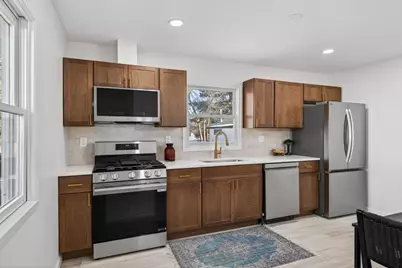 2561 Harvester Avenue E, Maplewood, MN 55119 - Photo 11