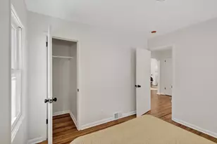 2561 Harvester Ave E, Maplewood, MN 55119 - Photo 15