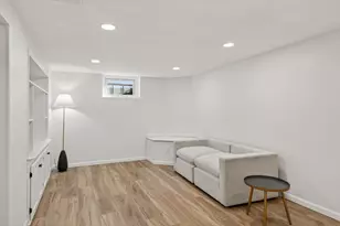 2561 Harvester Ave E, Maplewood, MN 55119 - Photo 17