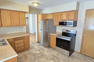 5949 6th St NE, Fridley, MN 55432 - Photo 11