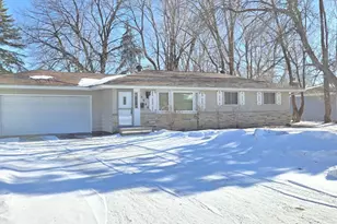 5949 6th St NE, Fridley, MN 55432 - Photo 3