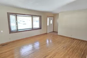 5949 6th St NE, Fridley, MN 55432 - Photo 9