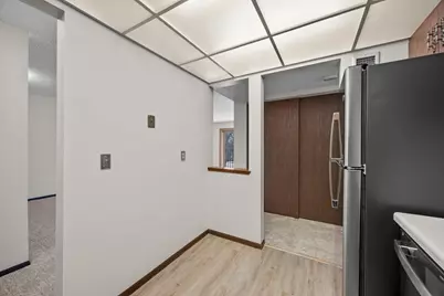 5120 W 102nd Street #204, Bloomington, MN 55437 - Photo 9