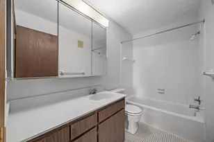 5120 W 102nd St, Bloomington, MN 55437 - Photo 11