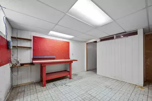 10000 Maple Cir, Bloomington, MN 55431 - Photo 29