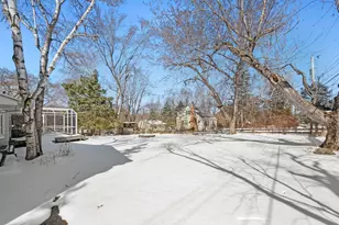 10000 Maple Cir, Bloomington, MN 55431 - Photo 7