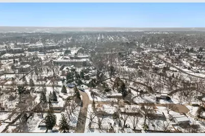 10000 Maple Circle, Bloomington, MN 55431 - Photo 7