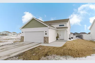7316 30th Street S, Fargo, ND 58104 - Photo 1