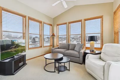 4535 Kimberly Court N, Plymouth, MN 55446 - Photo 5