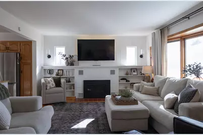 204 Clary Street W, Worthington, MN 56187 - Photo 13