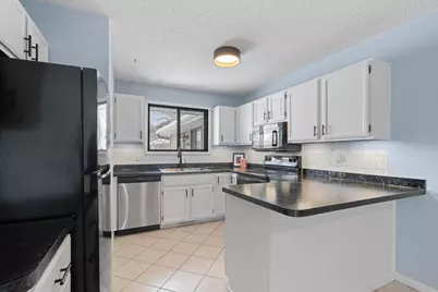 7633 Wedgewood Court N, Maple Grove, MN 55311 - Photo 13