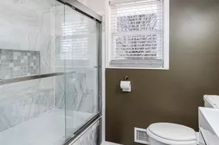 2463 Silver Lake Rd NW, New Brighton, MN 55112 - Photo 11