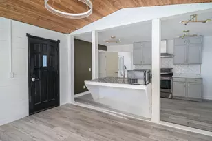 2463 Silver Lake Rd NW, New Brighton, MN 55112 - Photo 7