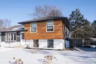 2463 Silver Lake Rd NW, New Brighton, MN 55112 - Photo 21