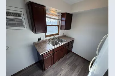 706 1st Street S, Willmar, MN 56201 - Photo 3