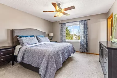 18745 39th Avenue N, Plymouth, MN 55446 - Photo 9