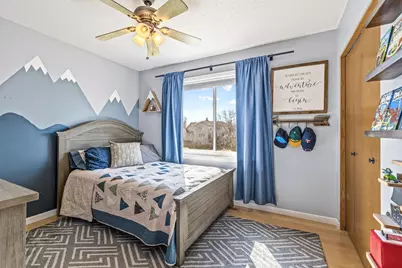 18745 39th Avenue N, Plymouth, MN 55446 - Photo 11