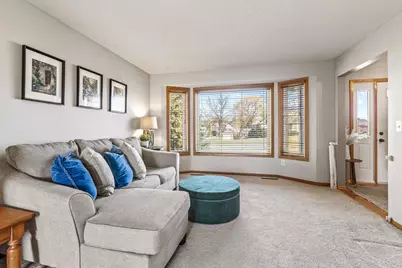 18745 39th Avenue N, Plymouth, MN 55446 - Photo 7