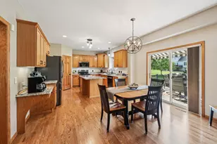 4329 Jessica Ct, Eagan, MN 55123 - Photo 9