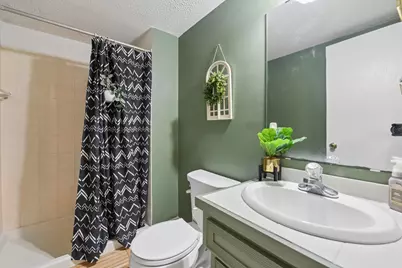 15700 Maple Island Court, Burnsville, MN 55306 - Photo 25