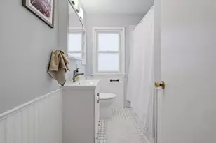 1064 Rose Ave E, Saint Paul, MN 55106 - Photo 15