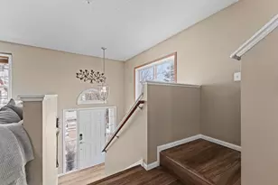 921 Ledgestone Dr, Mahtomedi, MN 55115 - Photo 7