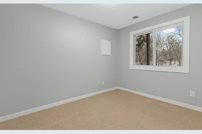 6609 Gretchen Lane N, Oakdale, MN 55128 - Photo 35