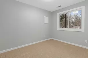 6609 Gretchen Ln N, Oakdale, MN 55128 - Photo 35