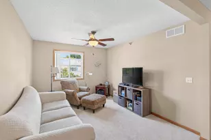 751 Maple Hills Dr, Maplewood, MN 55117 - Photo 15