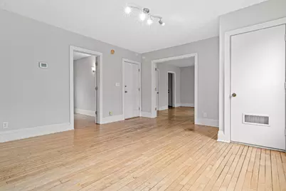 2726 Grand Avenue S, Minneapolis, MN 55408 - Photo 9