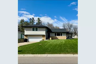 213 E Hollett Street, Tracy, MN 56175 - Photo 1