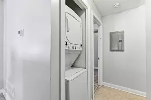 2827 Bryant Ave N, Minneapolis, MN 55411 - Photo 21