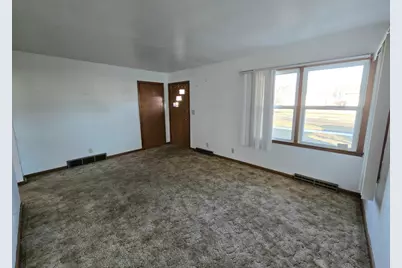 106 8th Avenue NW, Pipestone, MN 56164 - Photo 15