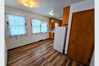 106 8th Avenue NW, Pipestone, MN 56164 - Photo 7