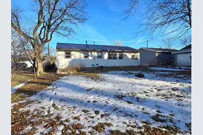 106 8th Avenue NW, Pipestone, MN 56164 - Photo 37