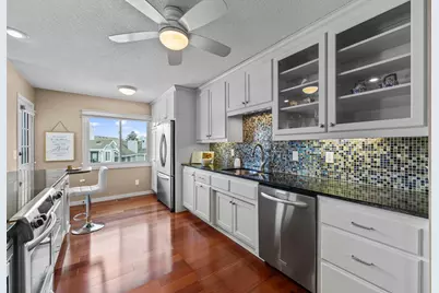 6967 Langford Court, Edina, MN 55436 - Photo 13