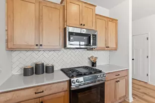 8012 Xyloid Ln, Corcoran, MN 55340 - Photo 5