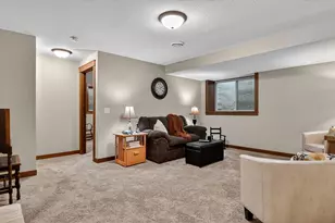 5643 Grn Pk Dr, Eau Claire, WI 54703 - Photo 13