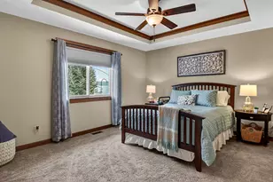 5643 Grn Pk Dr, Eau Claire, WI 54703 - Photo 9