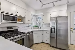 6415 James Ave S, Richfield, MN 55423 - Photo 9