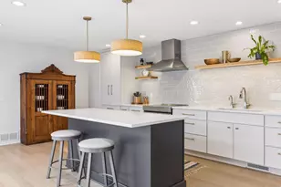 4633 Bayswater Rd, Shorewood, MN 55331 - Photo 13