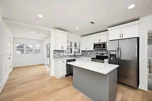 1756 Saunders Ave, Saint Paul, MN 55116 - Photo 1