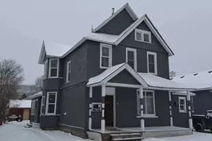 263 E King St, Winona, MN 55987 - Photo 1